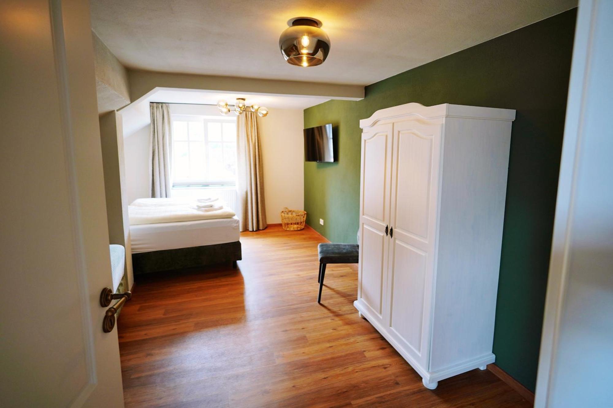 Winzerhaus Am Kardinalsberg Apartment Бернкастел-Кюс Екстериор снимка
